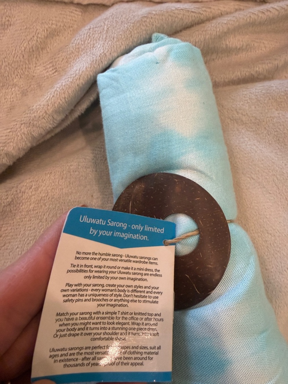 ULUWATU Bali Light Blue Tie-Dye Sarong Wrap nwt - Picture 5 of 7